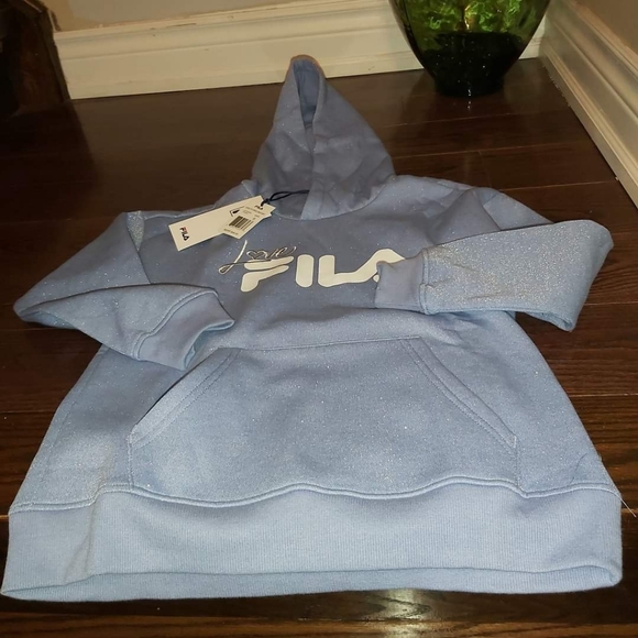 💢SOLD💢FILA Scarlette Sparkle Sweatshirt - Picture 3 of 8